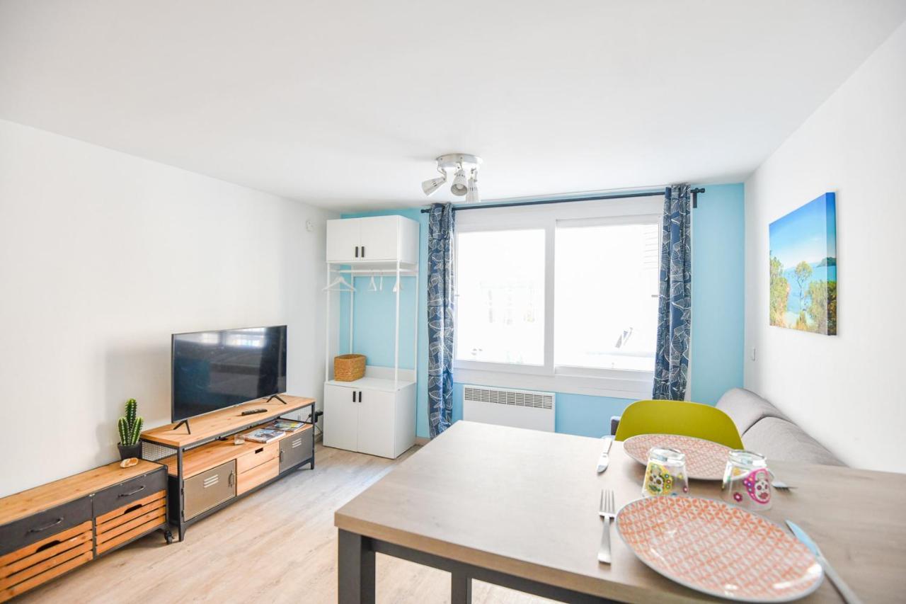 Studio Sur Le Vieux-Port Ideal Pour 2 Personnes Apartamento Marselha Exterior foto
